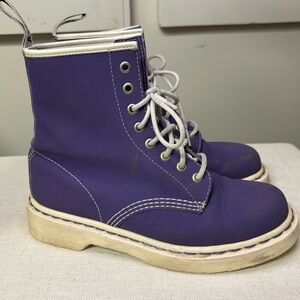 Dr Martens 13450 Mens 6 Women’s 8 RARE Purple White Sole Lace Up Boots Like New
